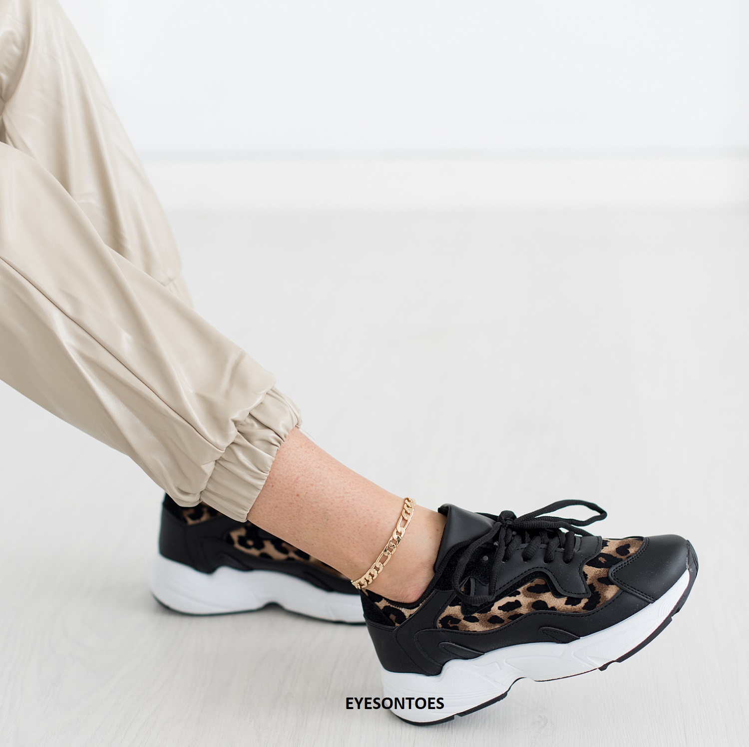 thick soled trainers womens